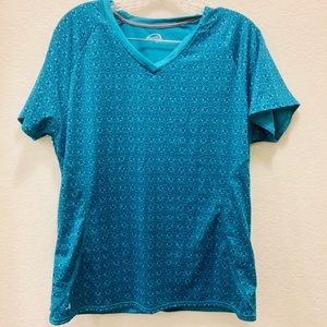 Performance women’s bike jersey.